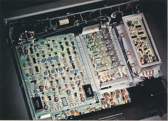 �e�R�̓���