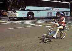 NEW YORK�@���]�ԂP